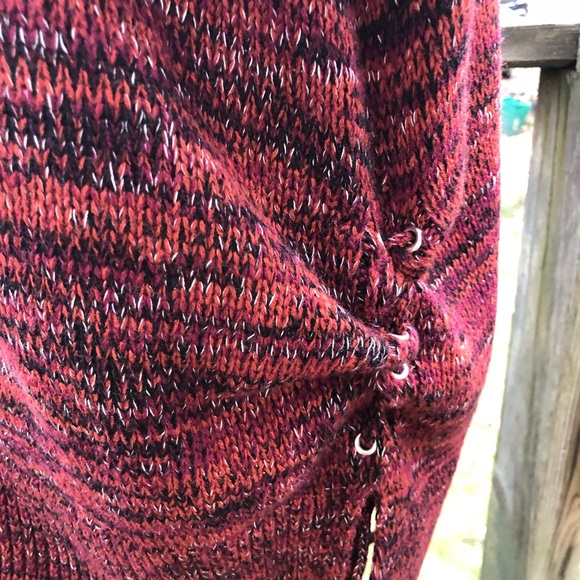 Relativity | Sweater - Picture 4 of 5